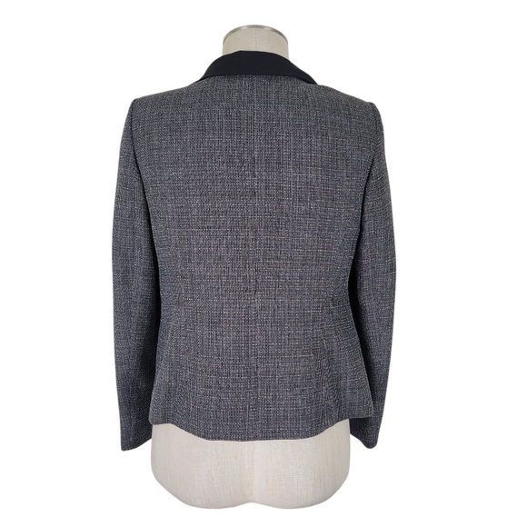 Le Suit Skirt Suit Size 6P Black Textured Pleated Hem Pockets 4 Button Lined - Picture 4 of 9